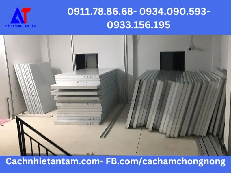 Chuẩn bị tấm panel cách nhiệt trước khi thi công